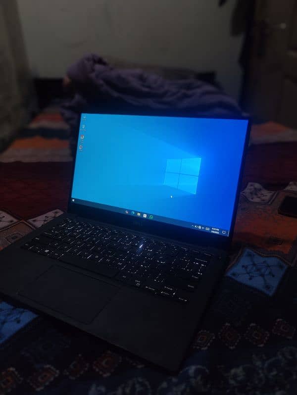 Dell XPS 13 9360 i7 7th gen 16/256 9