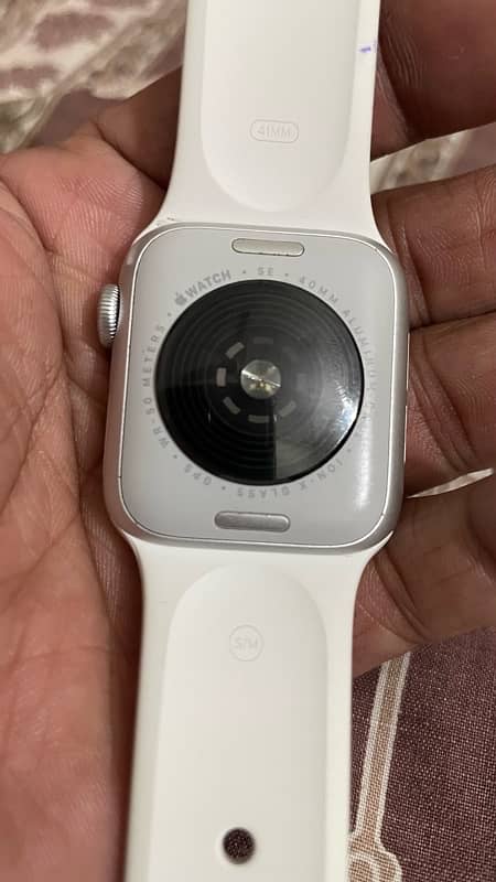 Apple Watch SE 2022 - 2nd gen - 40mm - Silver 2