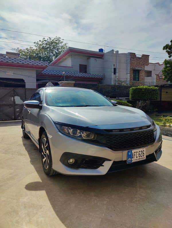 Honda Civic Oriel 2017 1