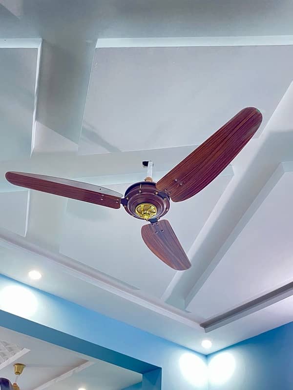 Wooden style fans 10