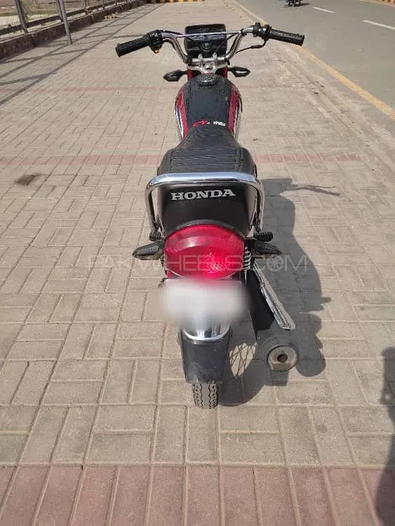 Honda CG 125 Model 2022 Urgent Sale 3