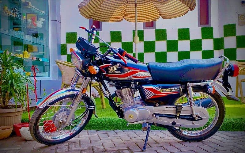 Honda cg 125 2024 black color nambr lga howa hai 2