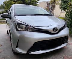 Toyota Vitz 2015