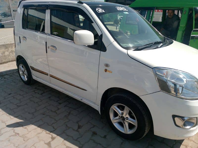 Suzuki Wagon R 2017 4