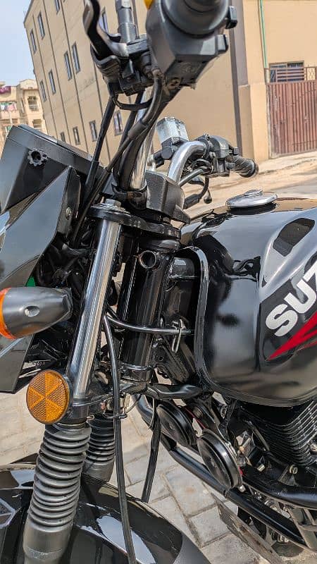 Suzuki • GR 150 • 2021 • lush condition 10