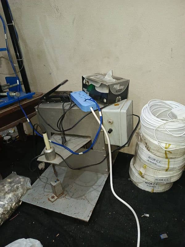 Data Cable Molding and Soldering Machine 0