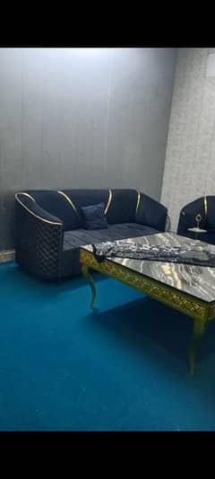 3x3 Sofa + table + carpet for sale 03358727694