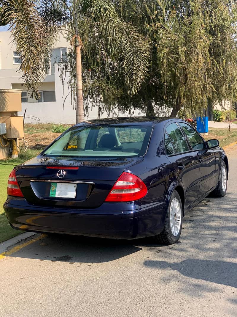 Mercedes E Class 2005 3