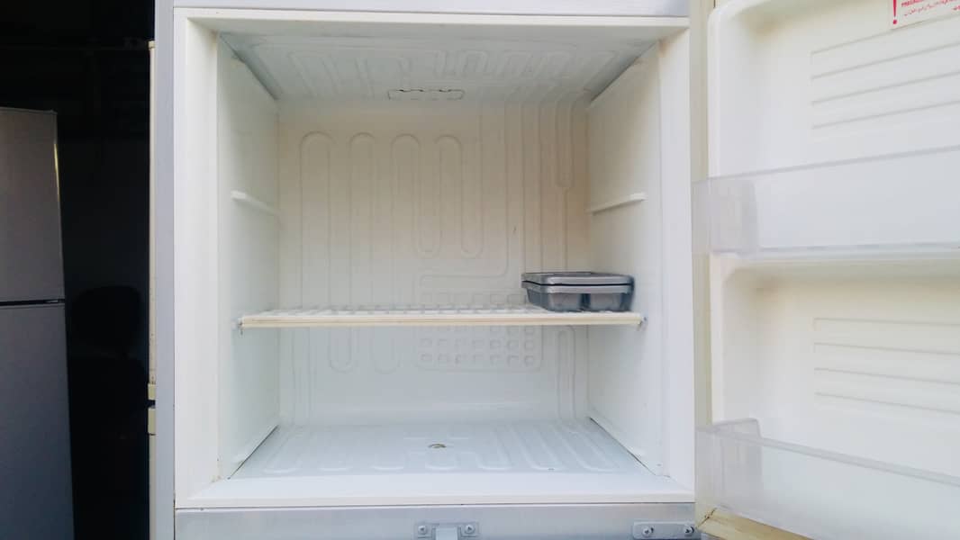 Pel Fridge, Full Genuine, Just Like A Brand New 7