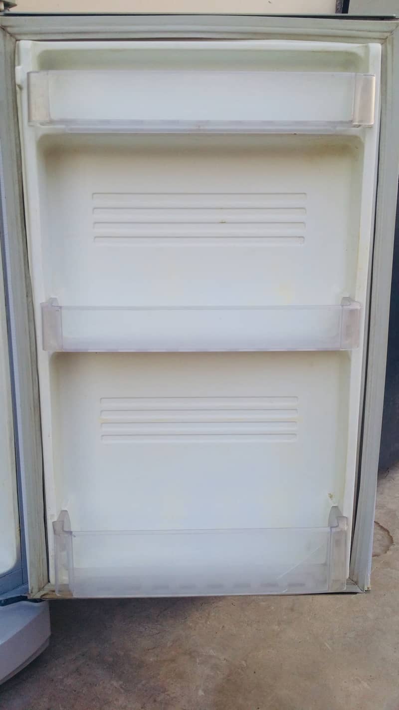 Pel Fridge, Full Genuine, Just Like A Brand New 14