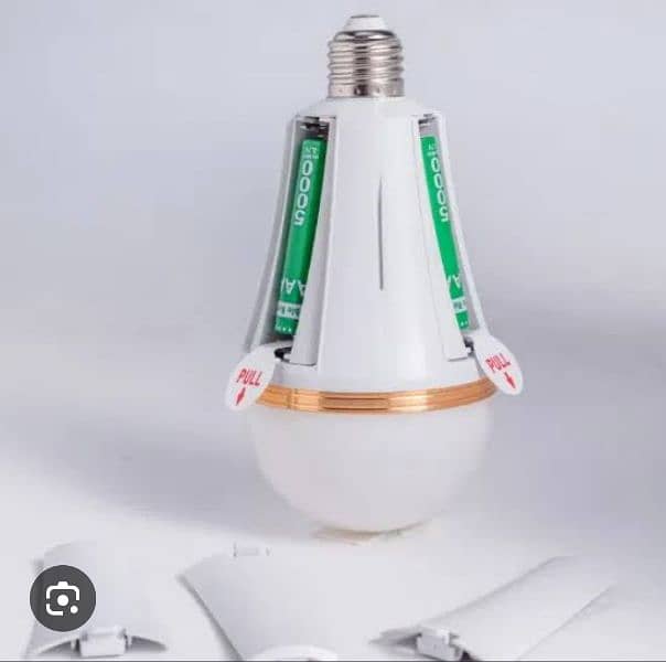 Rechargeable Bulb with 2 Lithium Batteries of 4500 mAh - Mini UPS Bulb 0