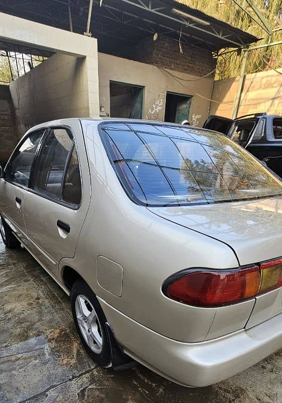 Nissan Sunny 1997 5