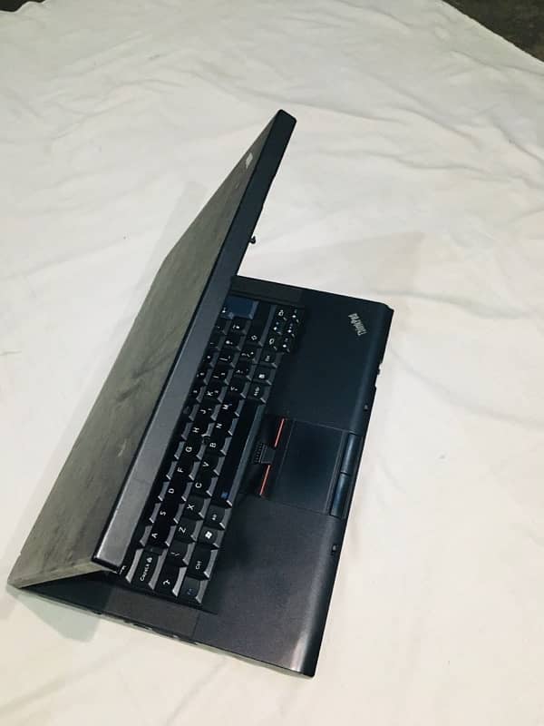 LENOVO THINKPAD LAPTOP WITH FREE CHARGER 2