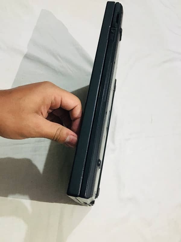 LENOVO THINKPAD LAPTOP WITH FREE CHARGER 8