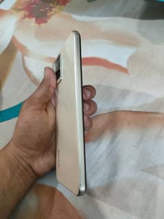 vivo  y33t    8gb/128gb  All okay