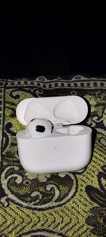 original apple generation 3 airpods 1