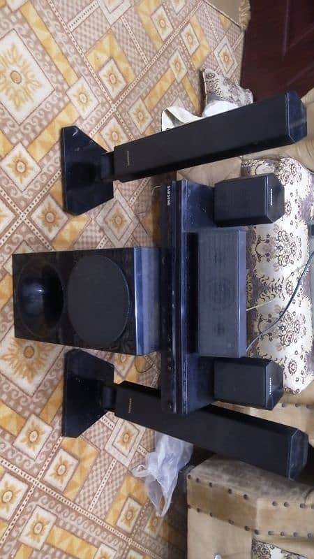 sumsung home theater system 5.1 speaker 1