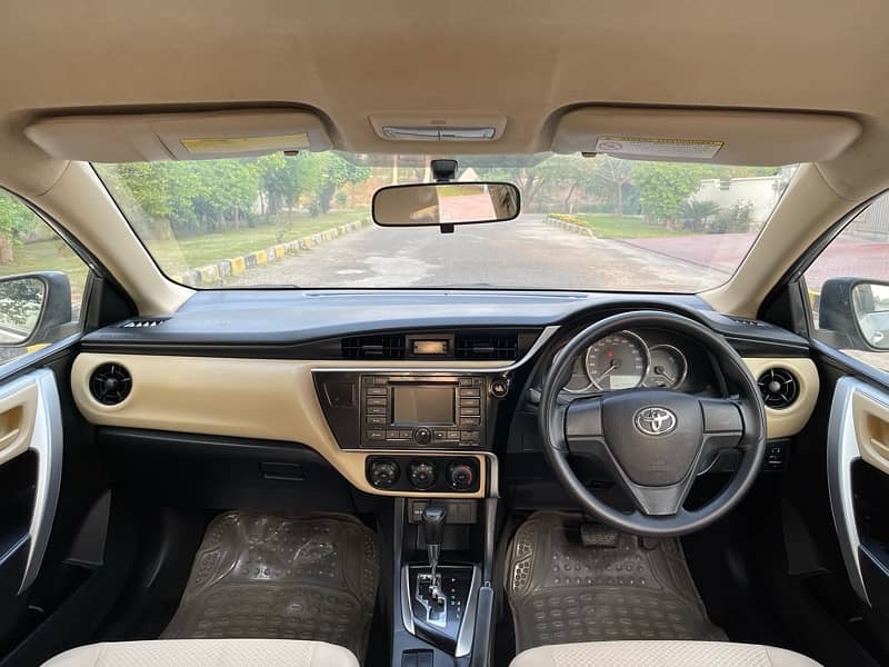 TOYOTA COROLLA GLI 2018 KARACHI REGISTERED 7