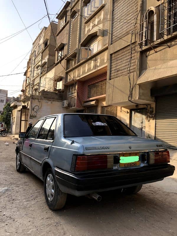 Nissan Sunny B11 2