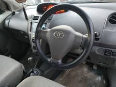 Toyota Vitz 2010