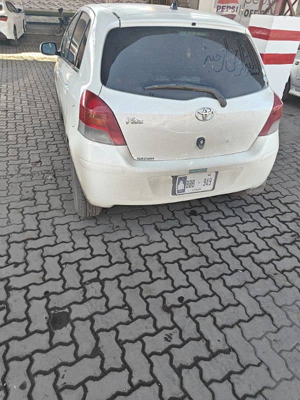 Toyota Vitz 2010 4