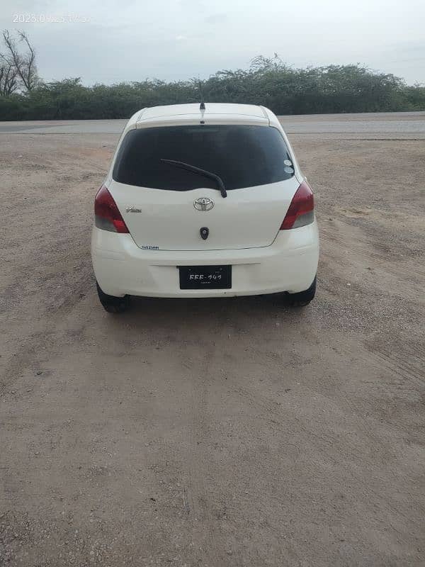 Toyota Vitz 2010 17