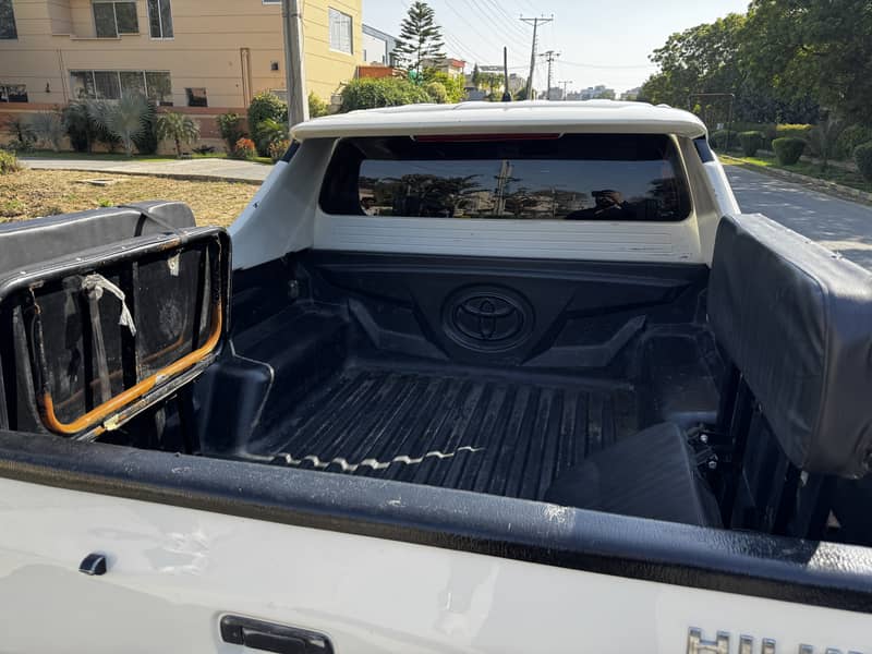 Toyota Hilux Vigo Champ G, Double Cabin 2015 Model 6