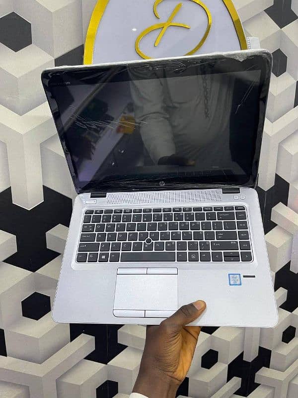 Touch Screen + Full HD 1080p 8GB DDR4 Hp EliteBook Core i5 7th Gen 0