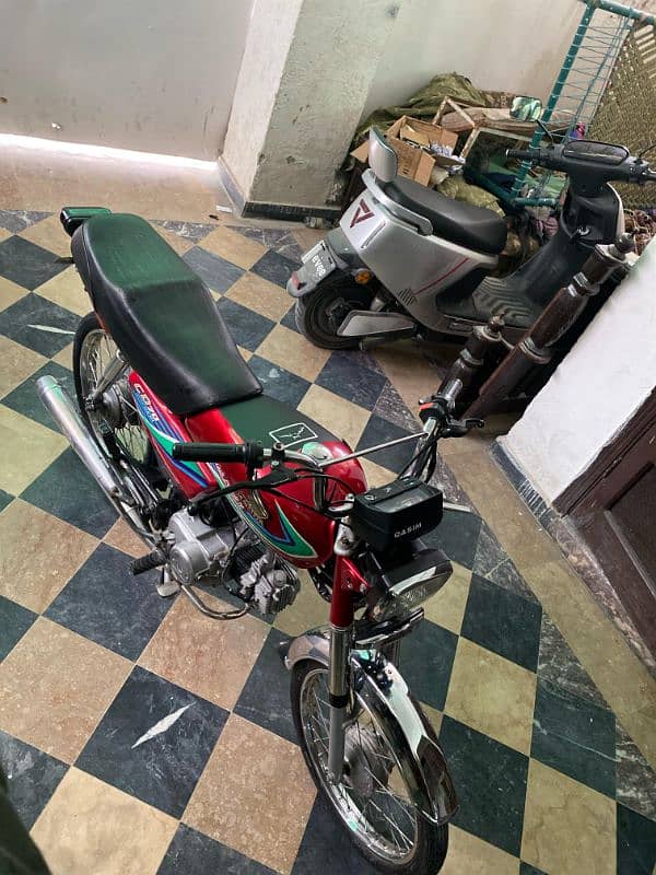 Honda CD 70 6