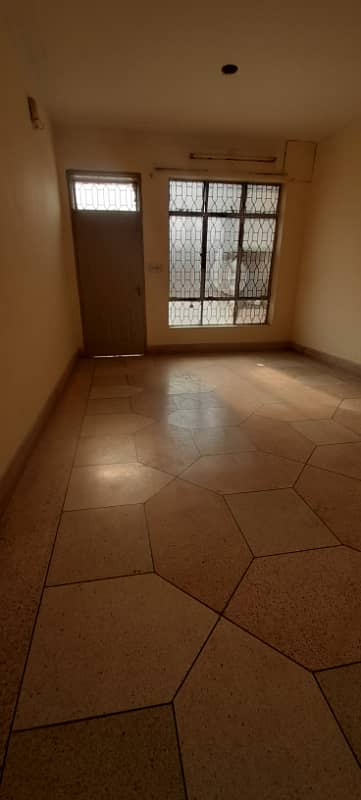 10 MARLA HOUSE FOR SALE IN IDEAL LOCATION AIT LHR 0