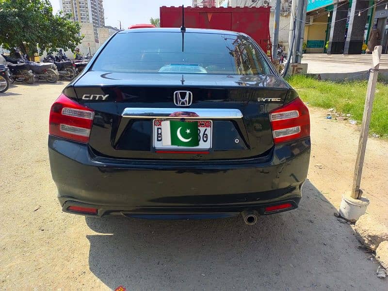 Honda City IVTEC 2017 Black Family Used Car For Urgent Sale In karachi 2