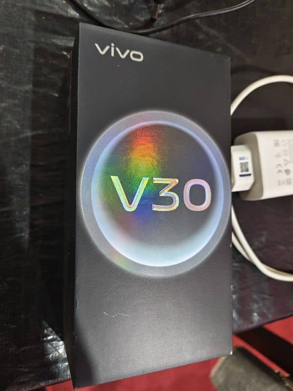 Vivo V30 Green 12GB/256GB - Like New, Original Box & Charger 16