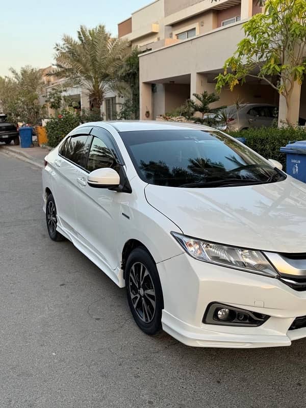 Honda Grace Hybrid 2015/2019 registered 4