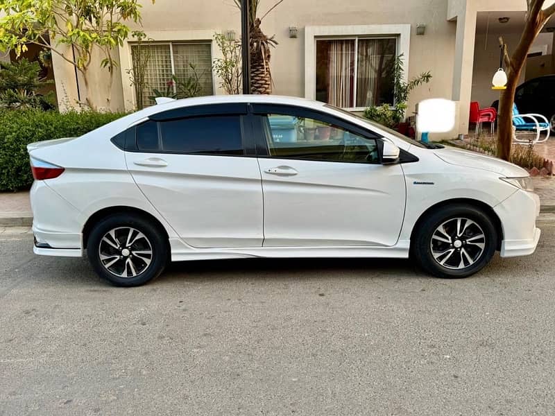 Honda Grace Hybrid 2015/2019 registered 5