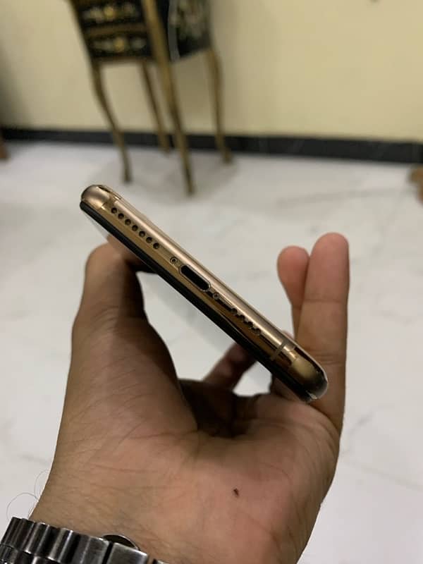 Iphone xs max pta approved 4