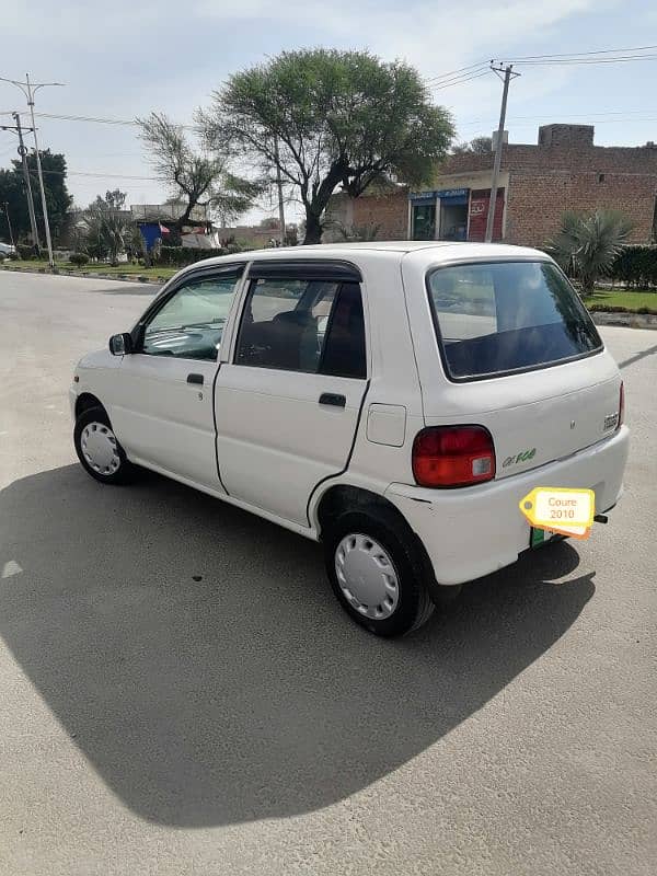 Daihatsu Cuore 2010 4