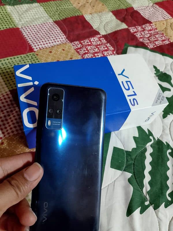 vivo y15s 3