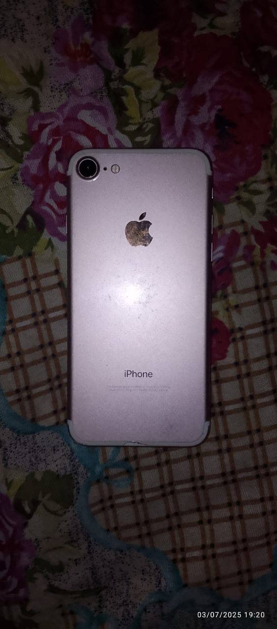 Apple iPhone 7 (PTA Approved ) 2