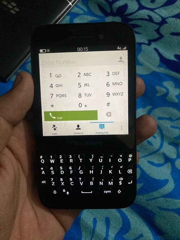 Blackberry Q5 (Official PTA) 5