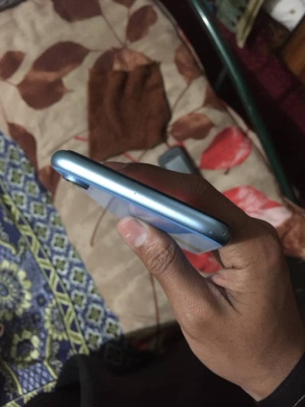 IPhone XR Non PTA Jv Totally Original no open no repair 82 health 3