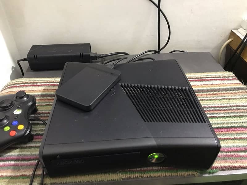 Xbox 360 Slim 3