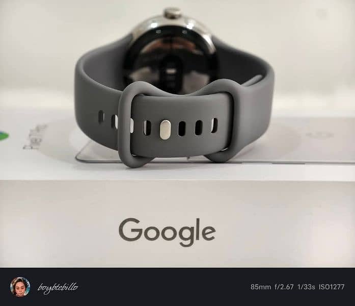 Google Pixel watch Fitbit 5