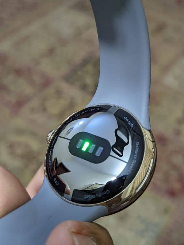 Google Pixel watch Fitbit 7