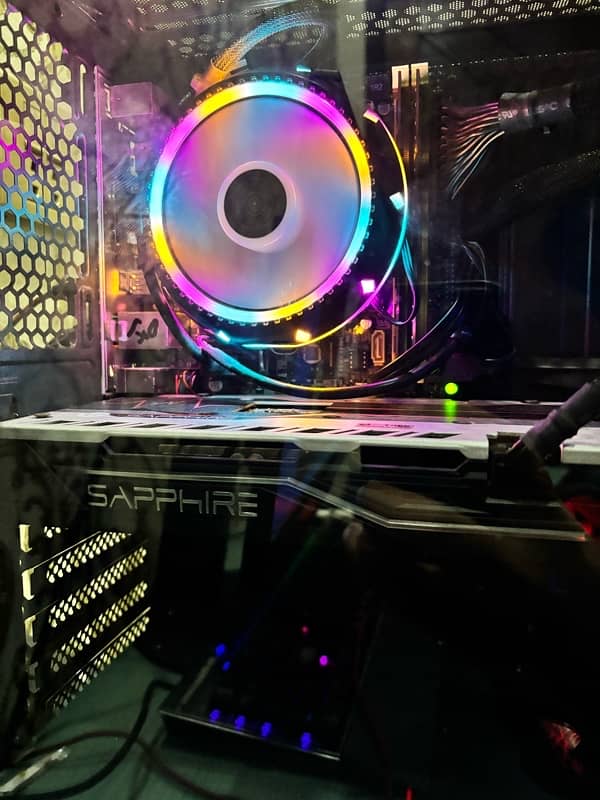 high gaming pc with rgb casing 4