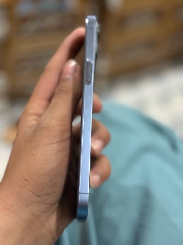 iPhone 13 Pro max pta 128 gb 3