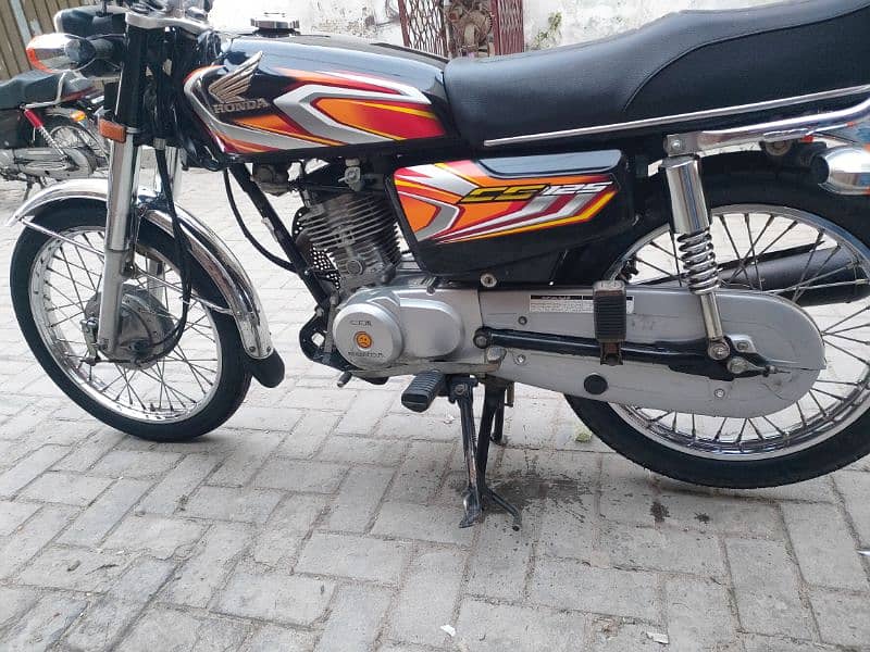 Honda CG125 2022 1