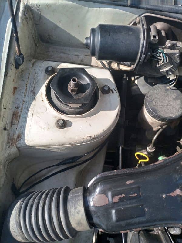 Suzuki Cultus 12
