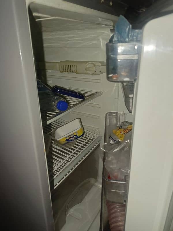 Dawlance fridge 13cubic  100% ok frige freezer 5