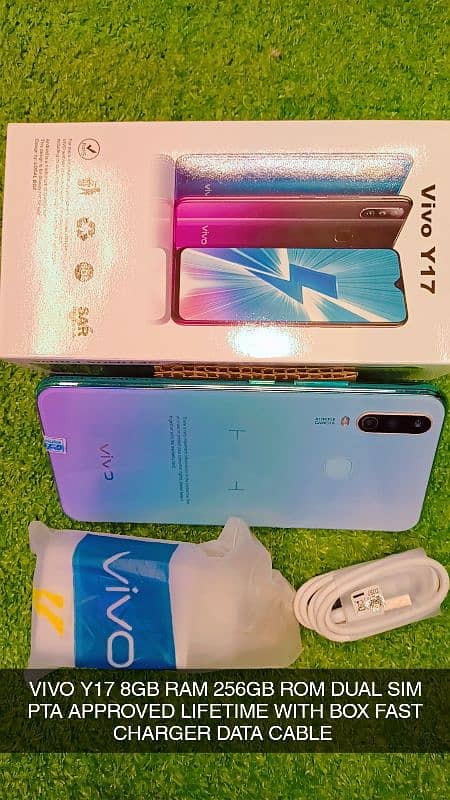 Vivo Y17 Box Pack 1