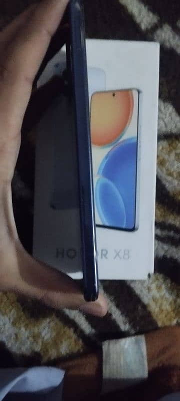 NAME. HONOR X8 . BLUE (8.128) OUT CLASS DISPLAY WITH BOX AND CHARGER 7